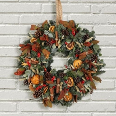 Get Festive with A Room in Bloom Christmas