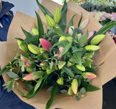 Lily bouquet